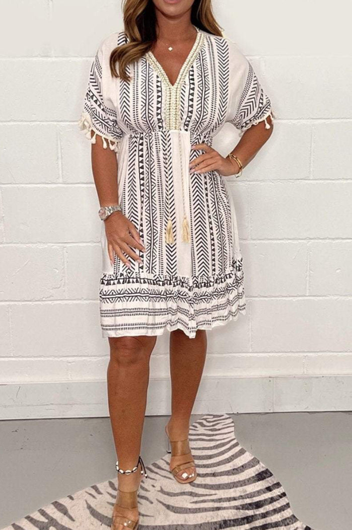 Short Sleeve V-neck Mid-length Printed Dress